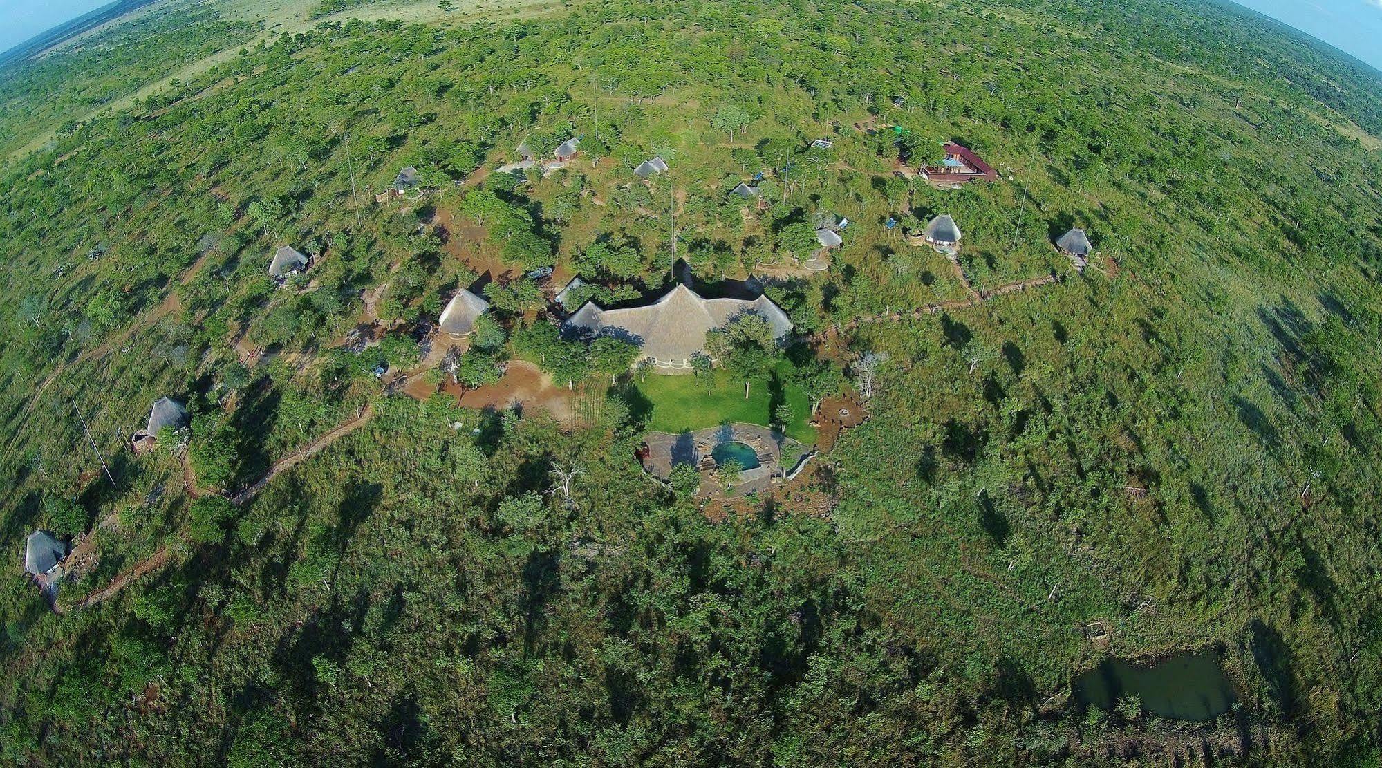 Wildtrack Safaris Eco Lodge Pandamatenga Экстерьер фото